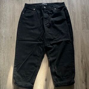 Black Relaxed Fit Jeans